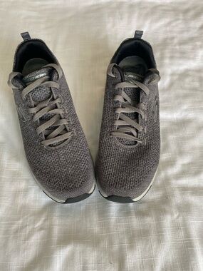 Skechers Arch Fit Mens Sz 9 Gray Mesh Lace Up Walking Shoes Lightweight Walking